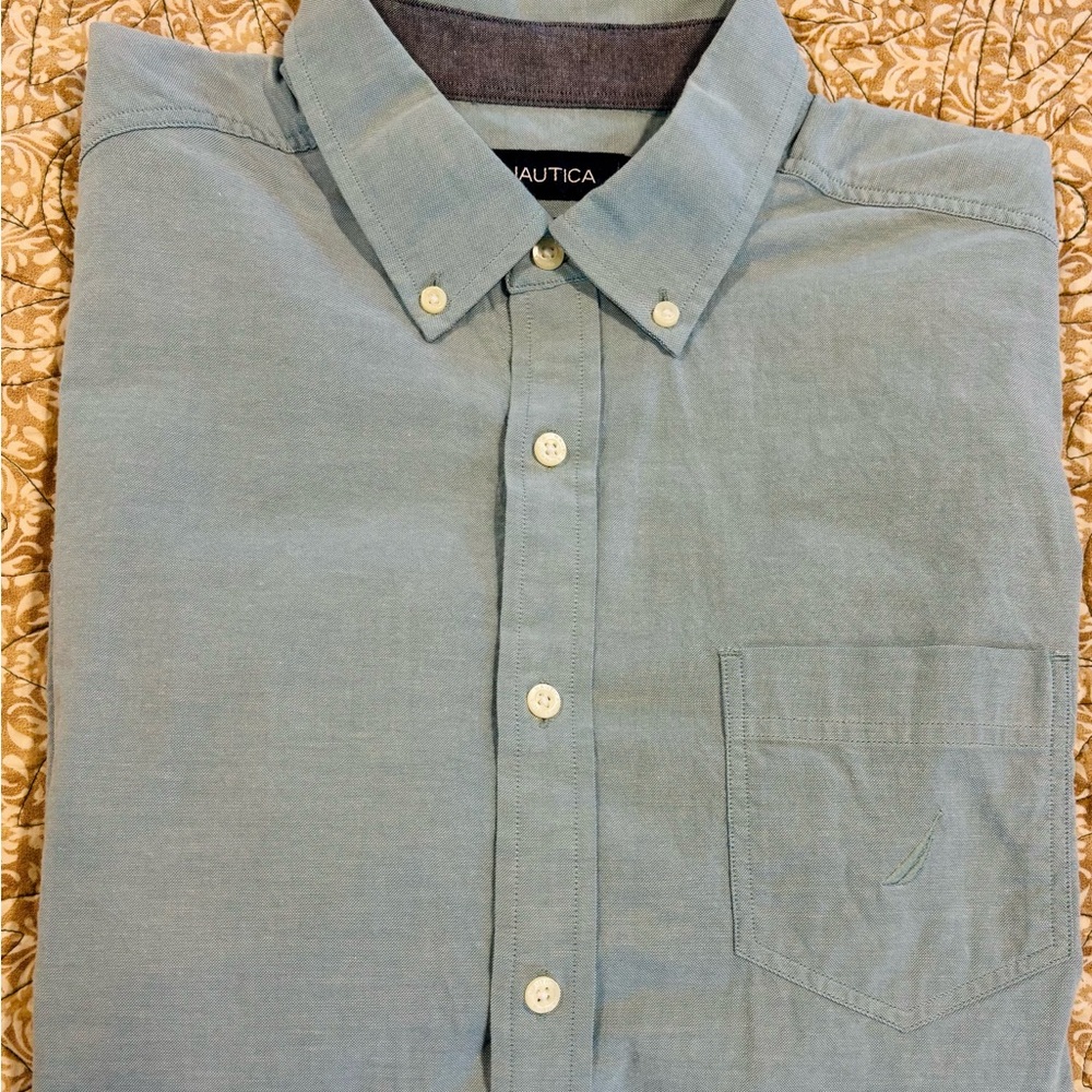 Nautica Men's Light Blue/Seafoam Green Button-Down Shirt